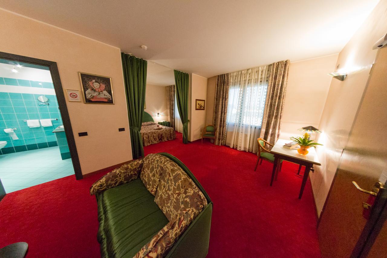 Hotel Tessarin Taglio di Po Exteriér fotografie